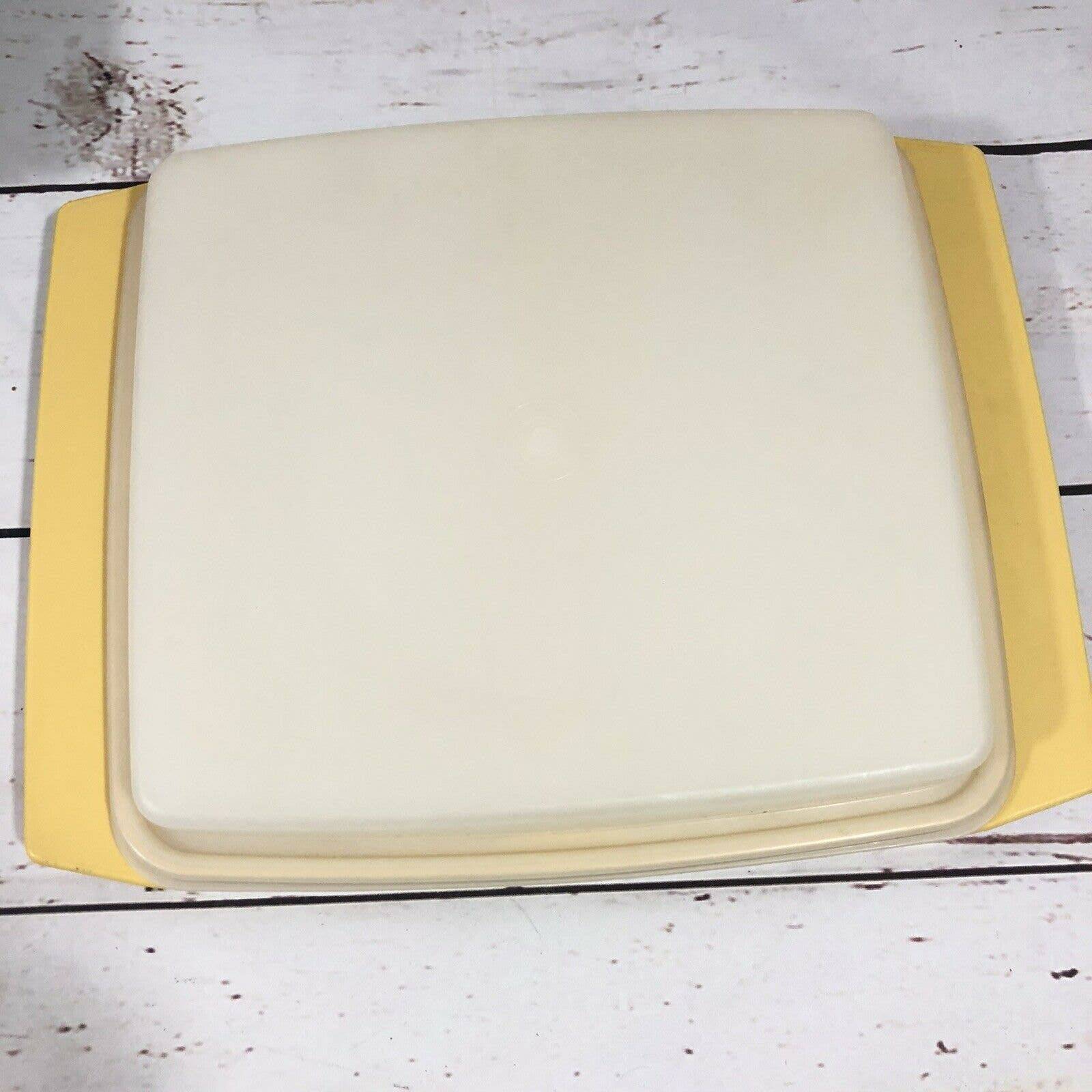 Vintage Tupperware Deviled Egg Keeper