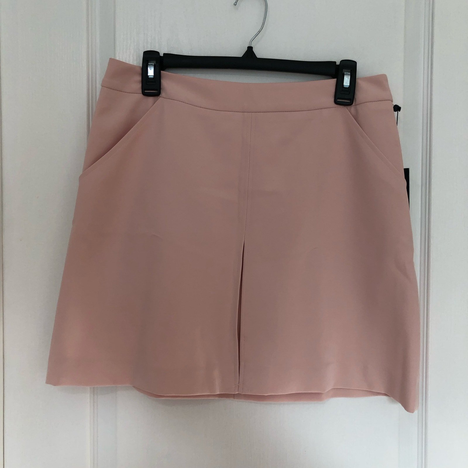 Tommy Hilfiger Womens Mini Skirt Size 8 Salmon Pink Single Pleat Pull On NWT