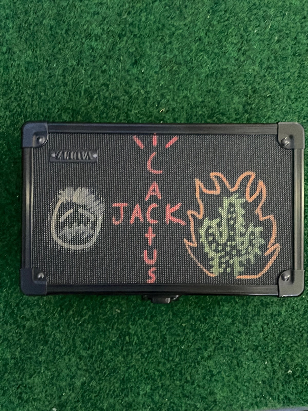 Travis scott custom container
