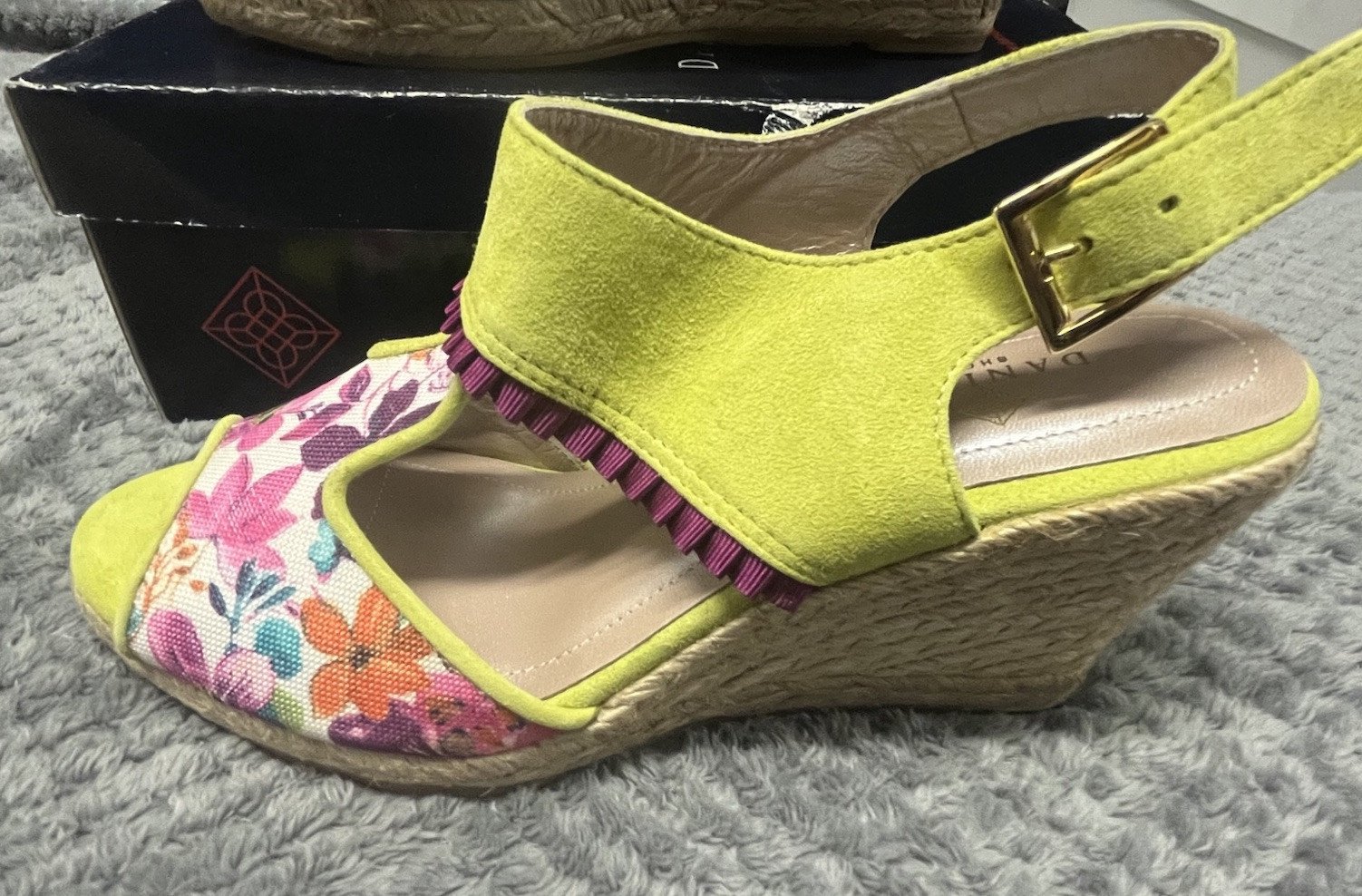 Woman Wedge Espadrille Sandals Green Flowers Suede Leather Size 39 226.00