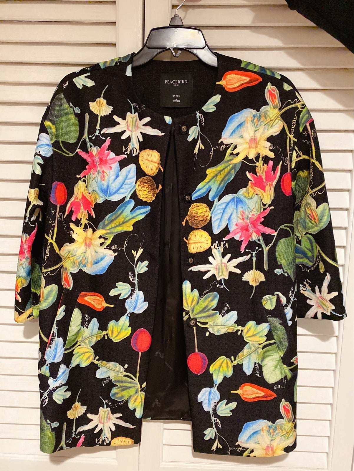 Peacebird women's cloth