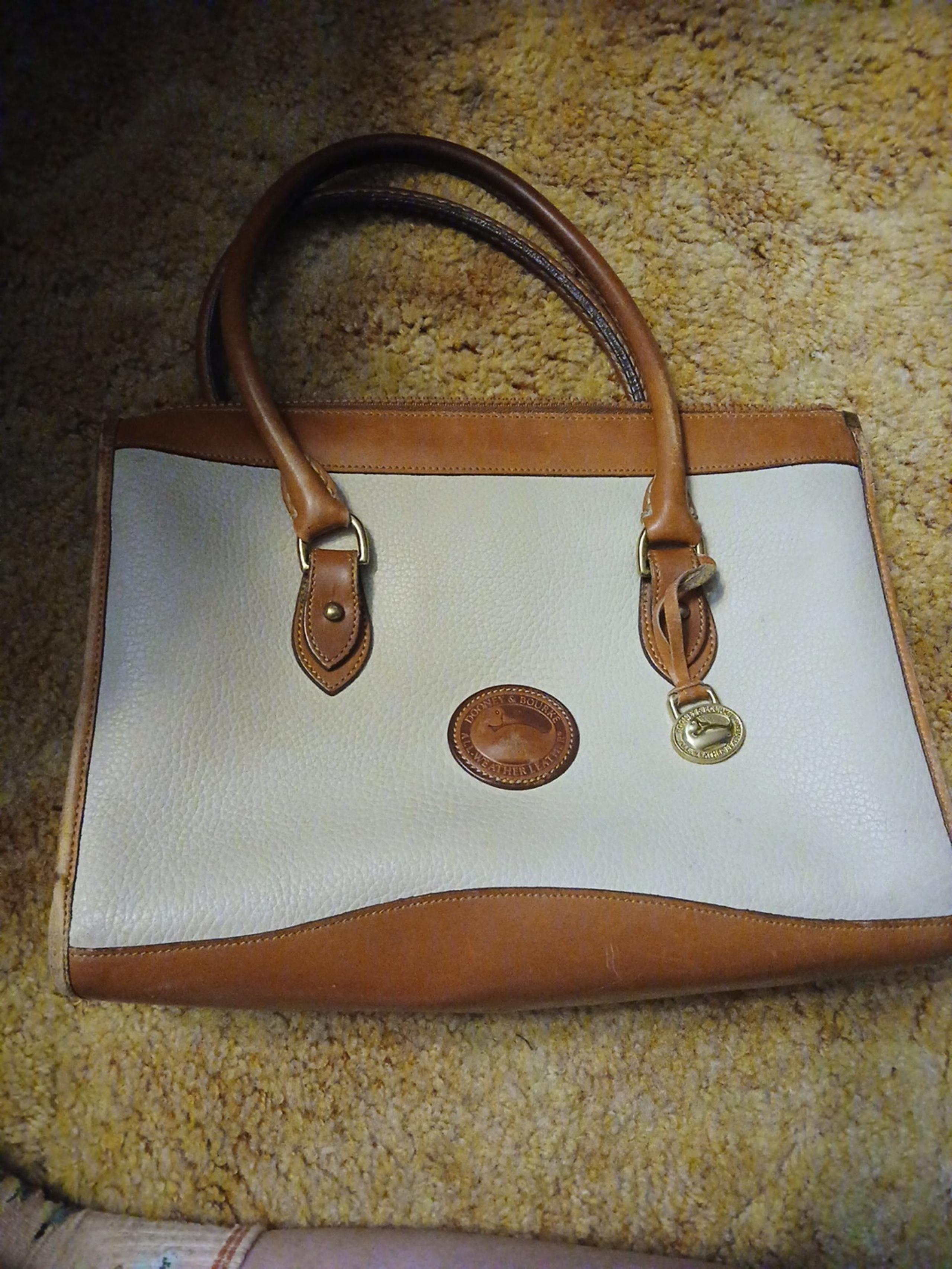Dooney & Bourke bag