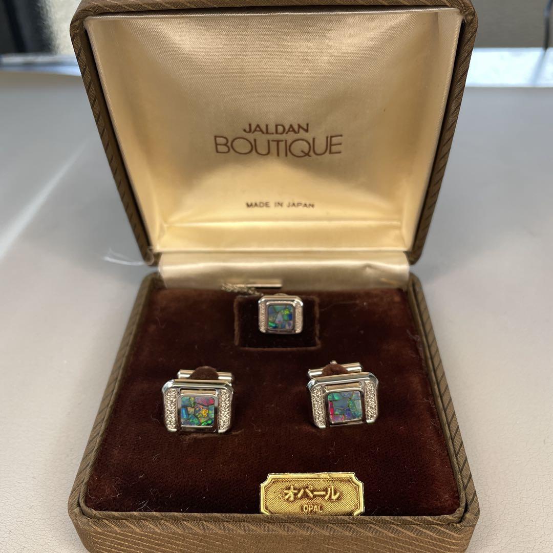 SUNEAGLE Opal Tie Clip and Cufflinks Set