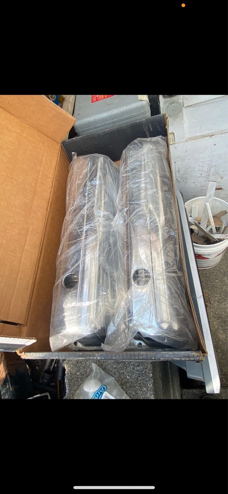 Chrome valve covers