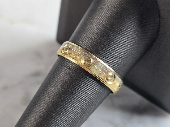 Mens Vintage Estate 18K White & Yellow Gold Wedding Band Ring, 3.7g E5672