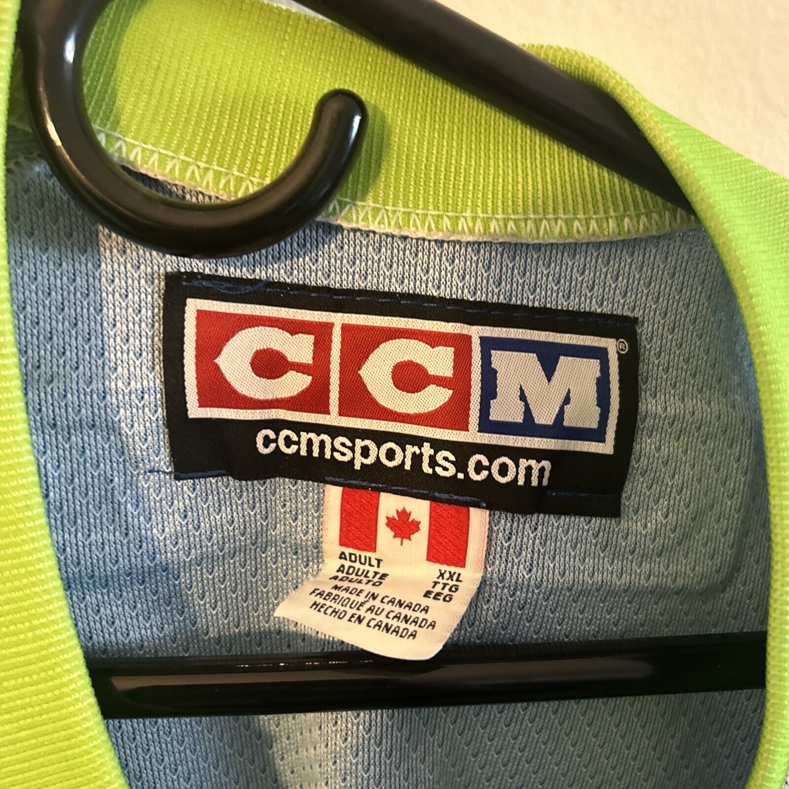 CCM SPORTS HOSERS JERSEY XXL MADE IN CANADA