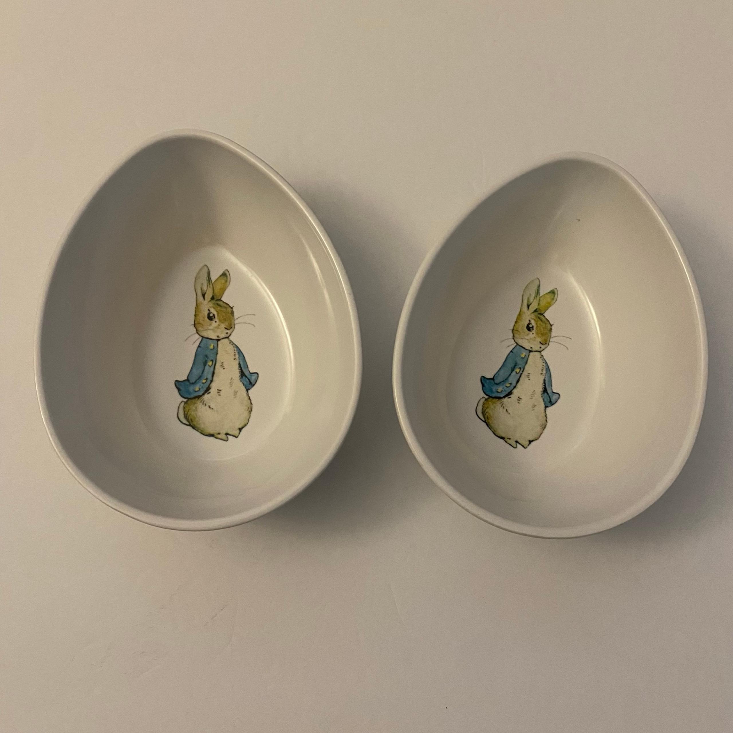 Pottery Barn Kids Beatrix Potter Peter Rabbit Melamine Egg Shape Bowls set of 2