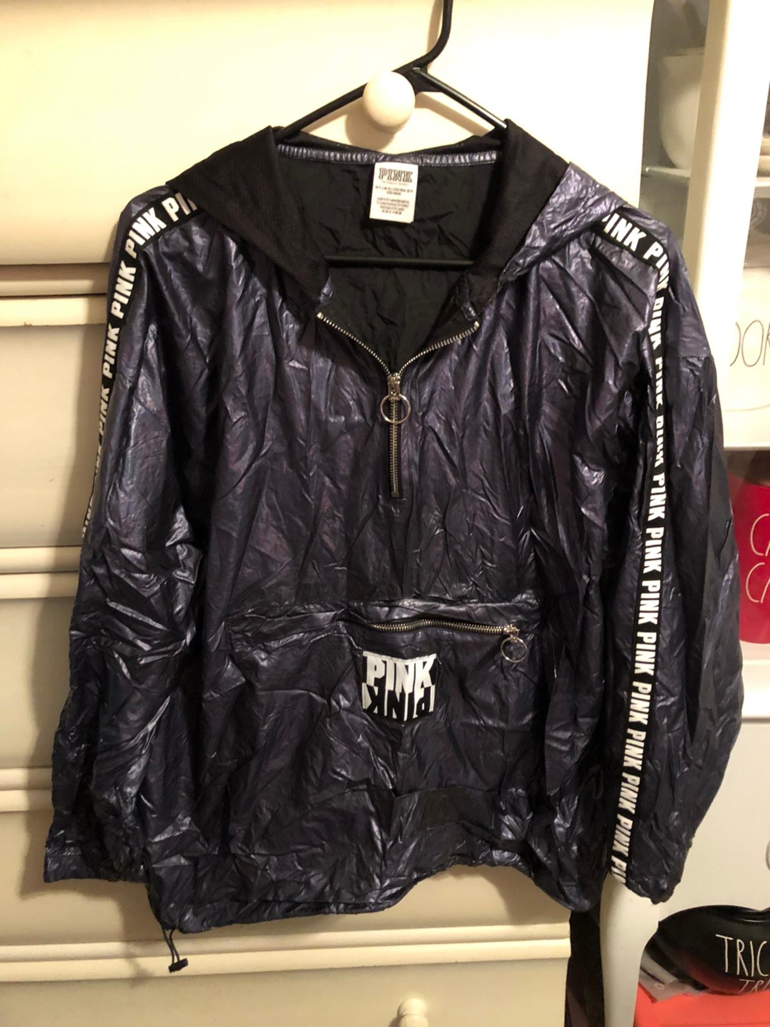 Womens Pink Windbreaker Pullover size M/L