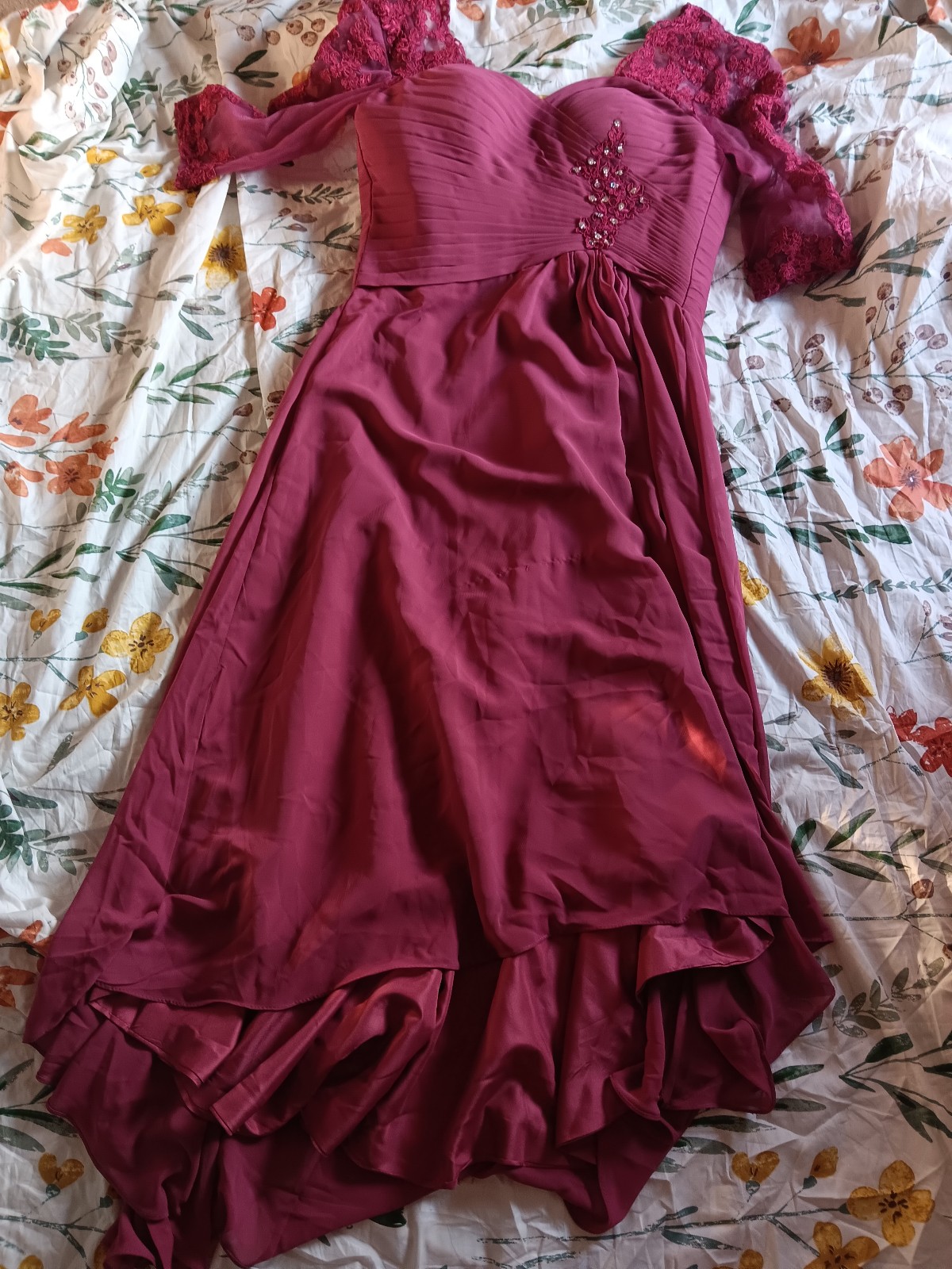 Size Medium Red Formal Wedding Bridesmaid Dress Floor Length Lace