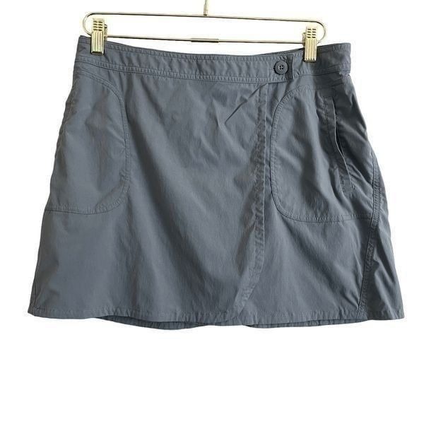 Patagonia Solimar Skort Women's 8 Light Olive Green Hiking Outdoor Lightweight