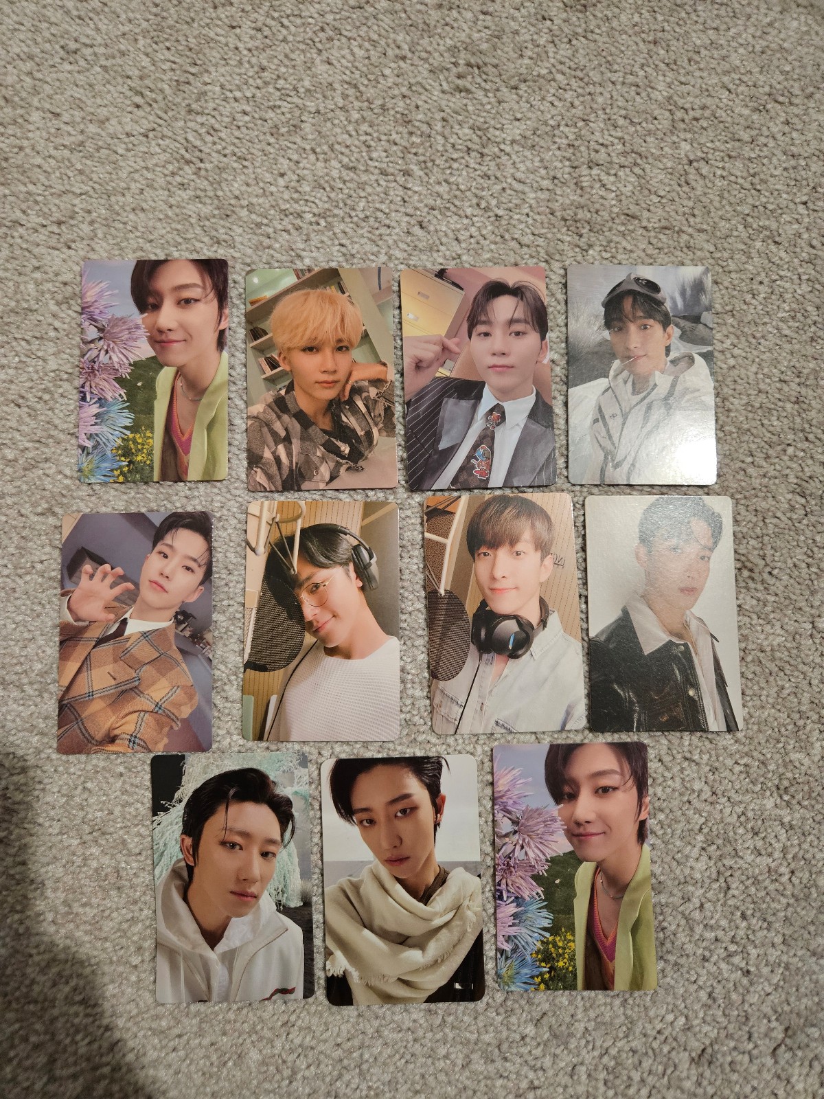 Seventeen photocard set