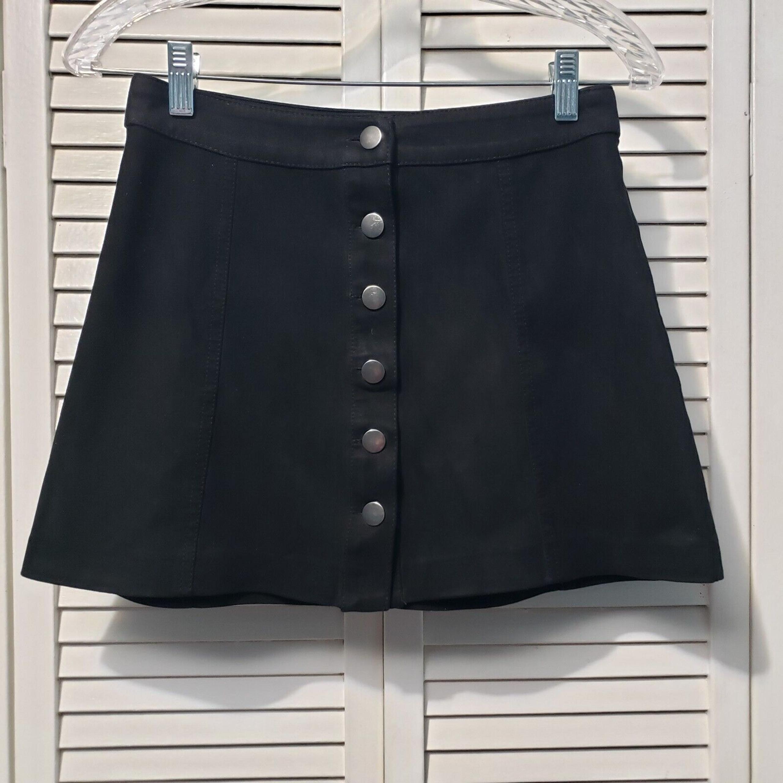 Zara Trafaluc Faux Suede Mini Skirt Women's Small Black Full Front Button A-Line