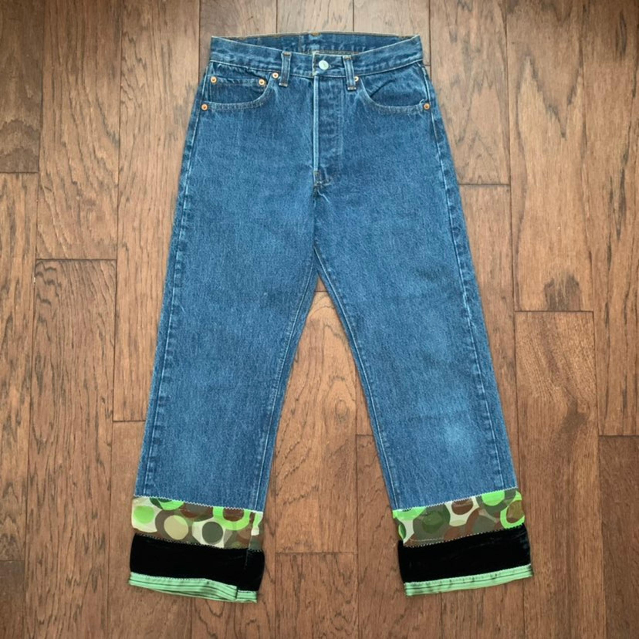 Levi 501 decorative hem cropped jeans