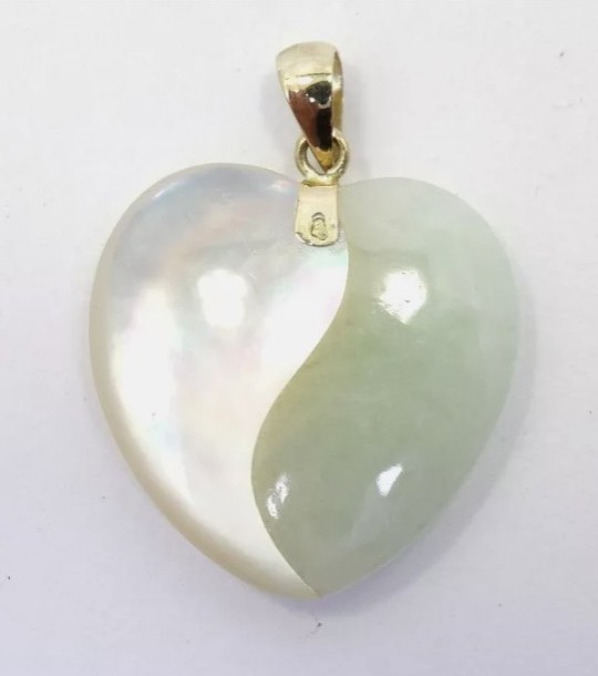 14k Solid Gold Pendant Green JADEITE & MOTHER OF PEARL Carved HEART Yin Yang