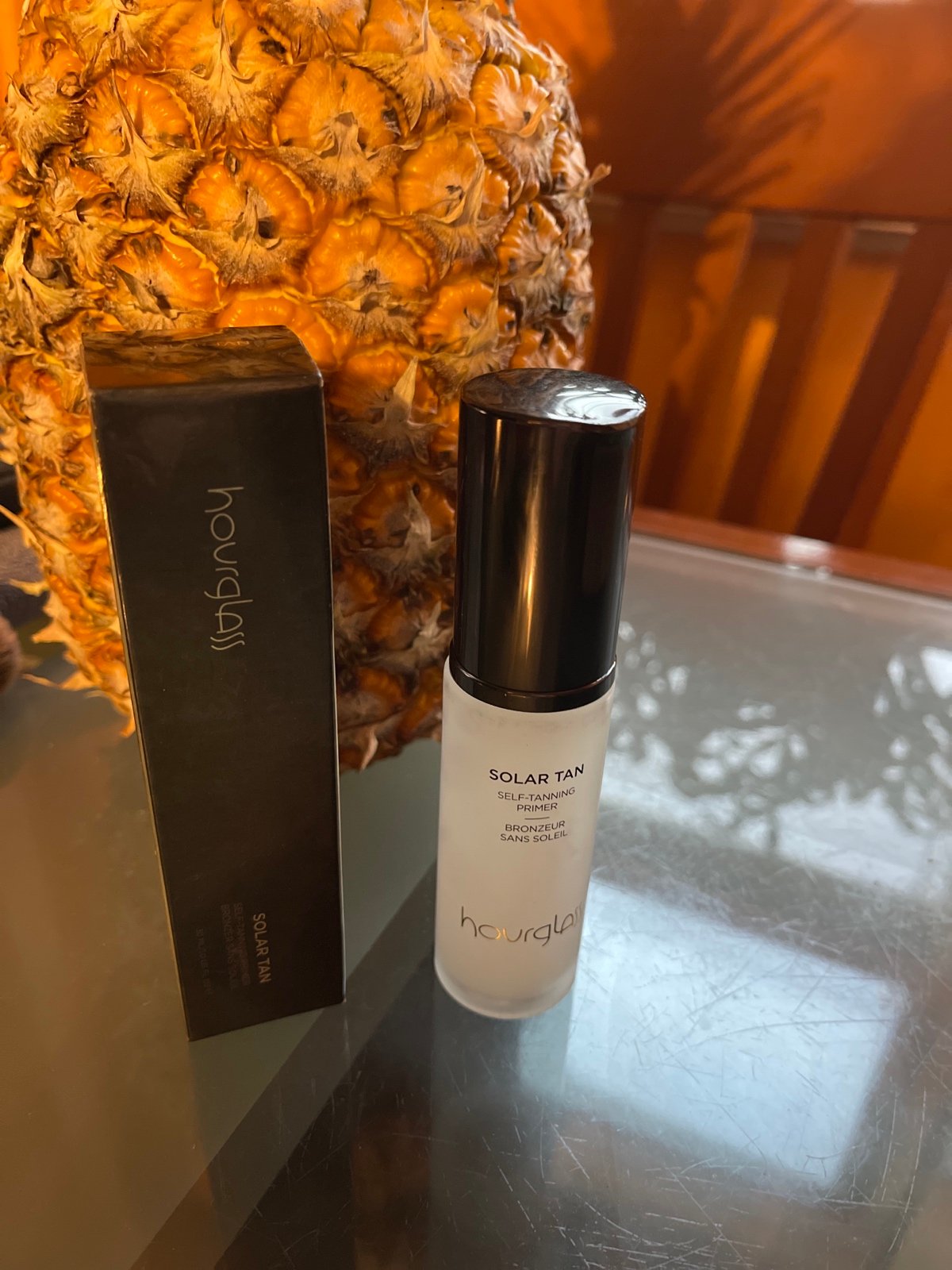 Hourglass solar primer