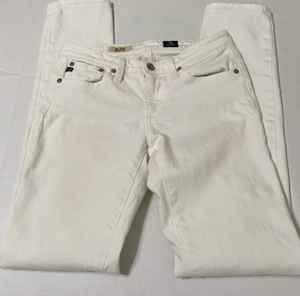 AG off white jeans the stilt cigarette size 26