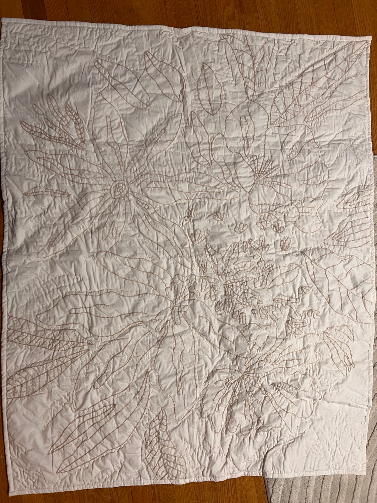 Crate and barrel kids nursery quilt