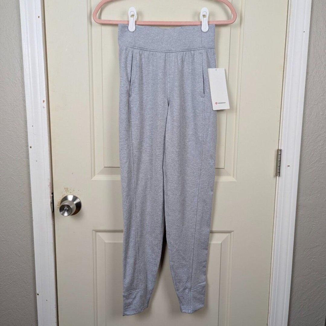 Lululemon | Gray Rulu HR Fleece Jogger Size 2