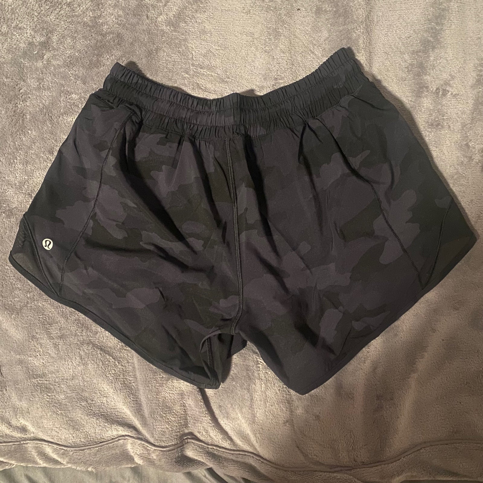 On sale Hotty Hot Low-Rise Lined Short 4
