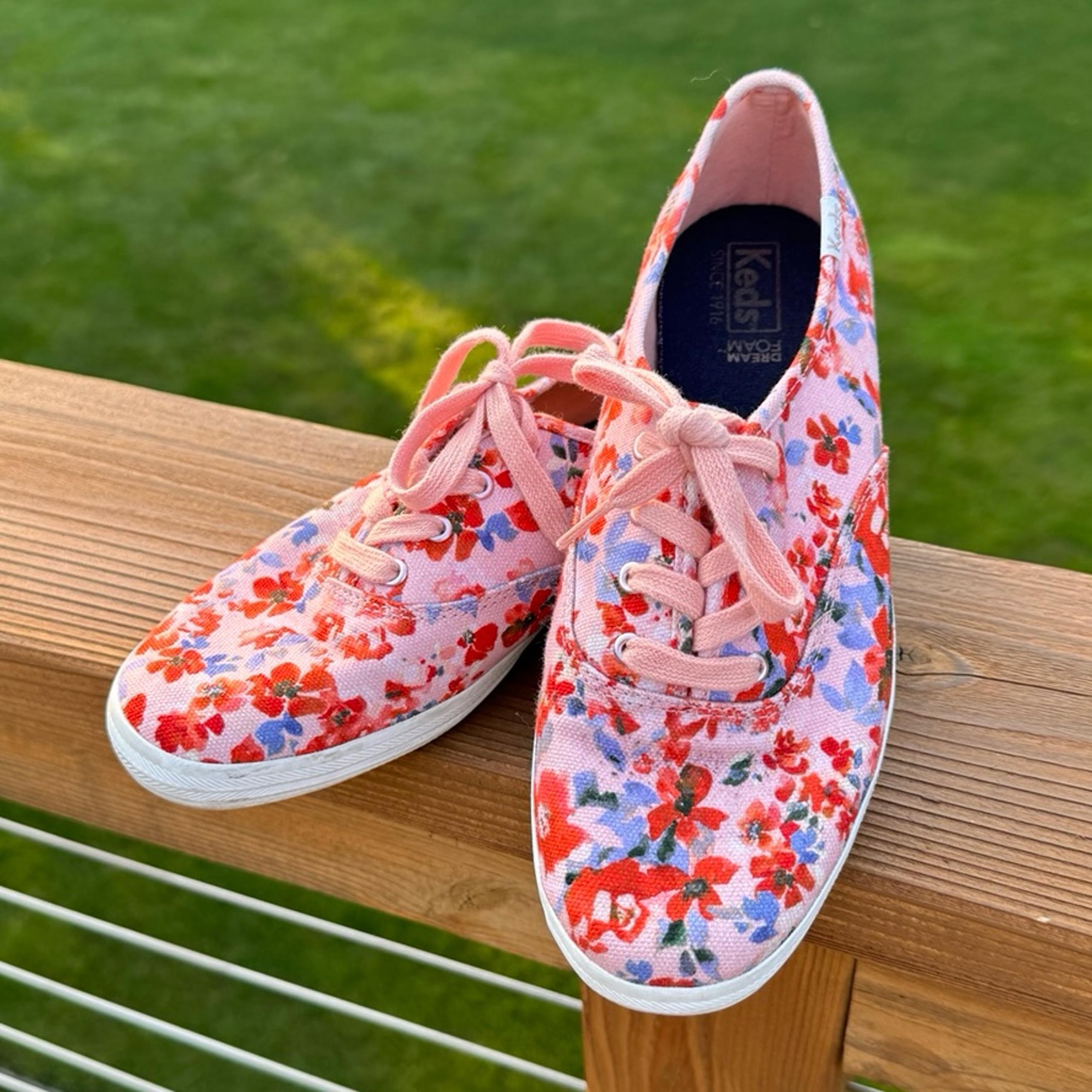 Keds size 7 Champion Dream Foam Pink Low Top Sneakers - Floral Print