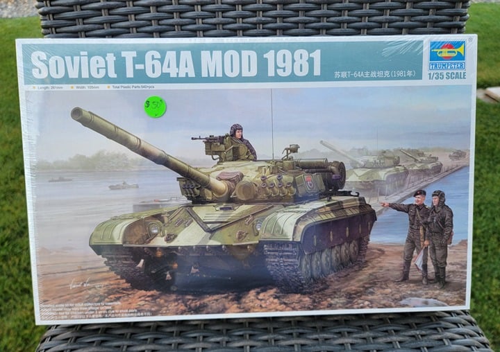 Trumpeter Soviet T-64A MOD 1981 Tank Model Kits BRAND NEW