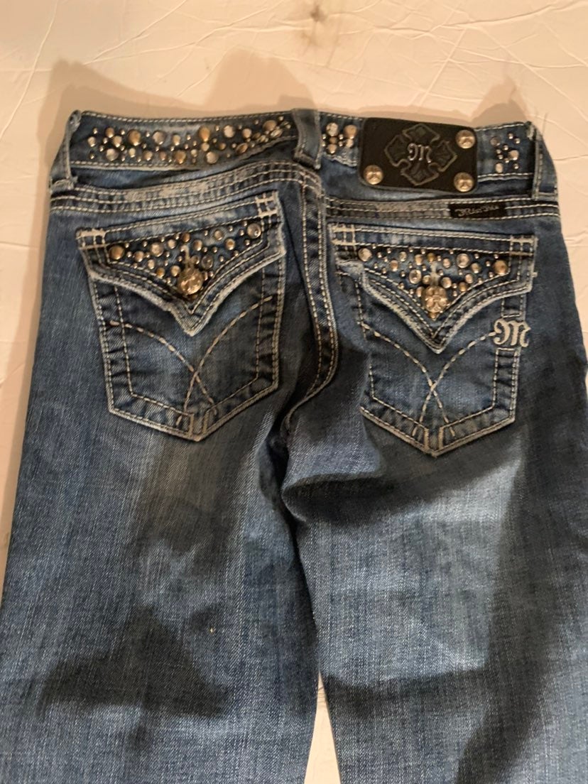 MISS ME CROPPED CAPRI JEANS 26