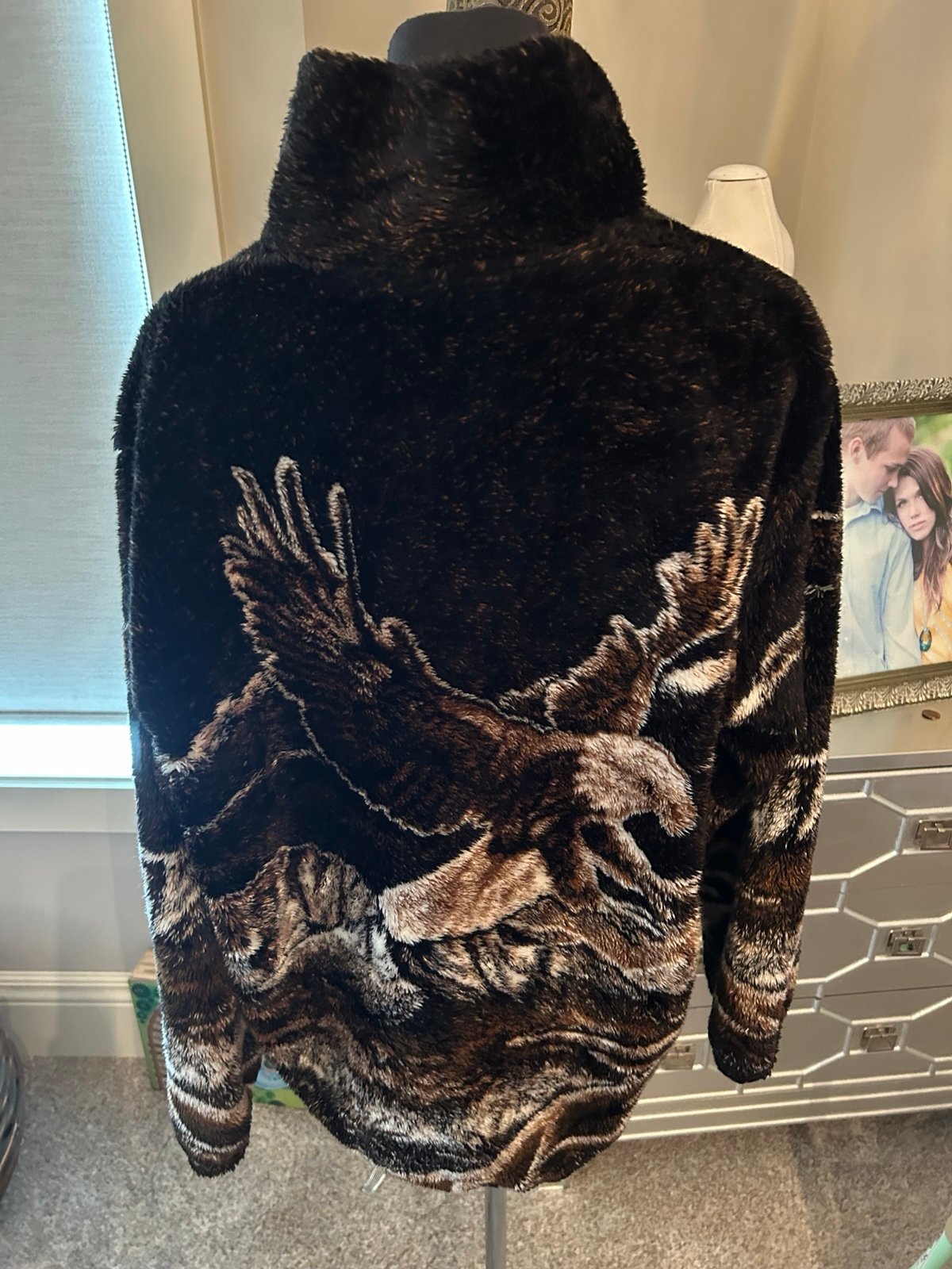Women’s black mountain outdoors fleece jacket 1/4 zip eagle pattern size m