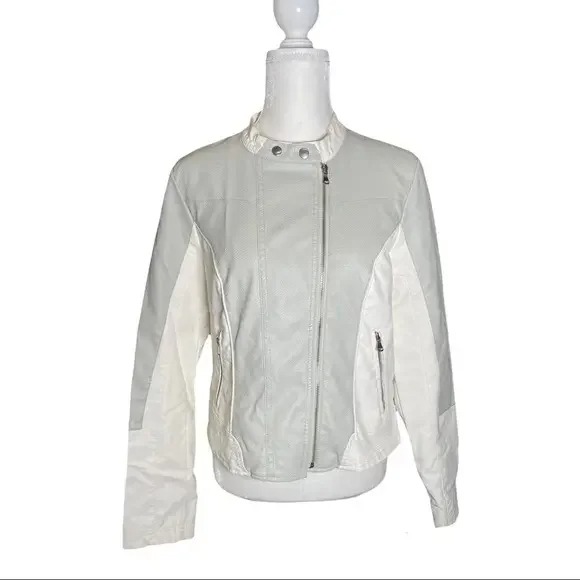 “COLLECTION BY BERNARDO” WOMAN’S FAUX LEATHER & SNAKE SKIN MOTO JACKET – LARGE