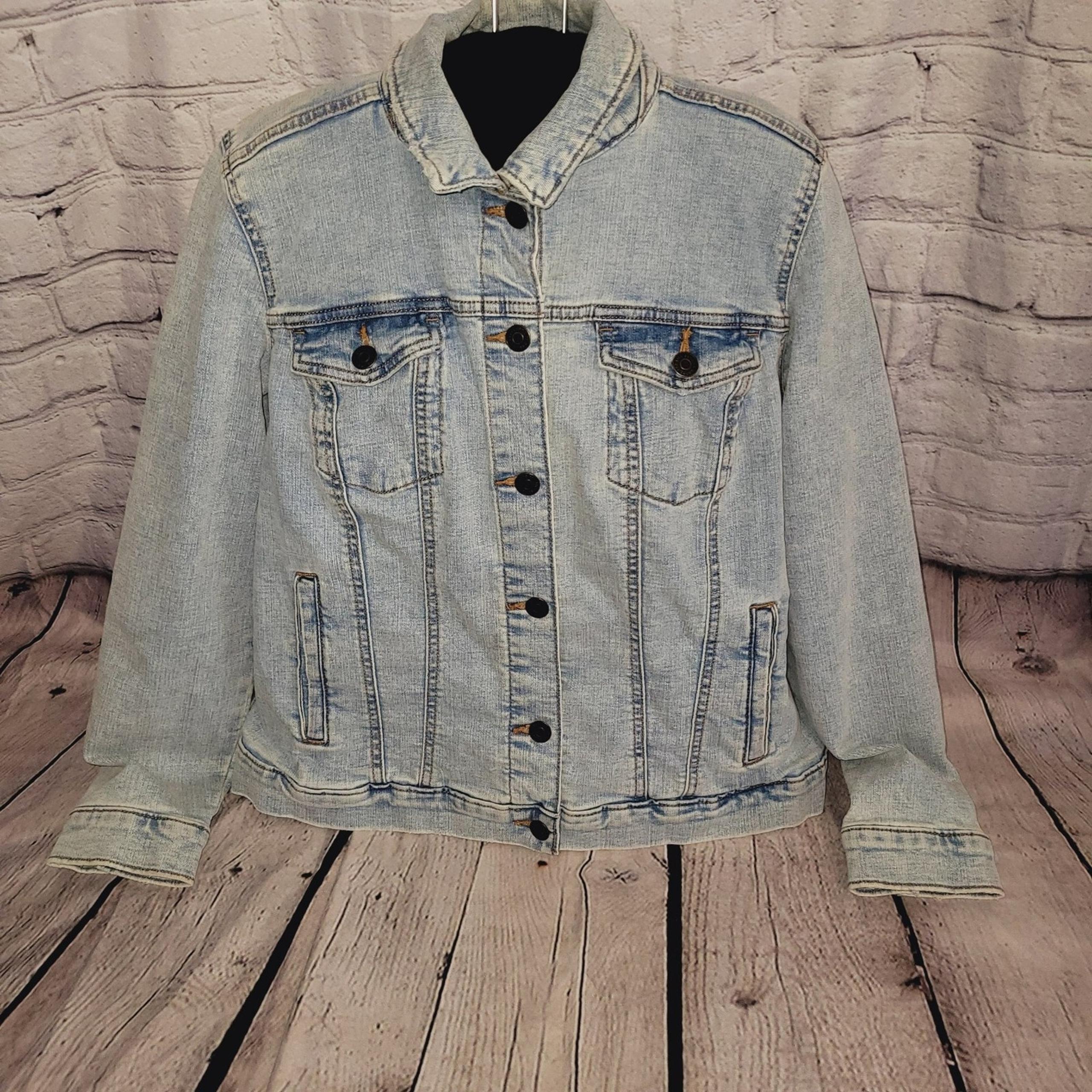 Sonoma Everyday Distressed Jean Jacket Women's Size Petite Large