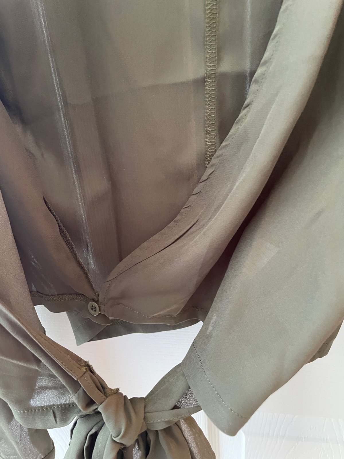 Pretty Little Thing shops Blouse