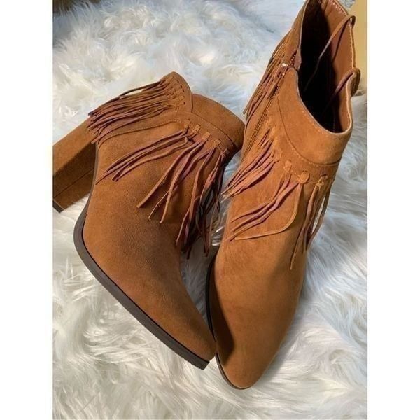 Nine West brown fringe booties size 9