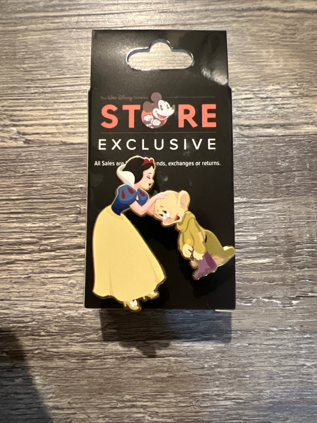 D23 Expo 2024 Princess & Friends Mystery Pin SNOW WHITE Walt Disney LE400
