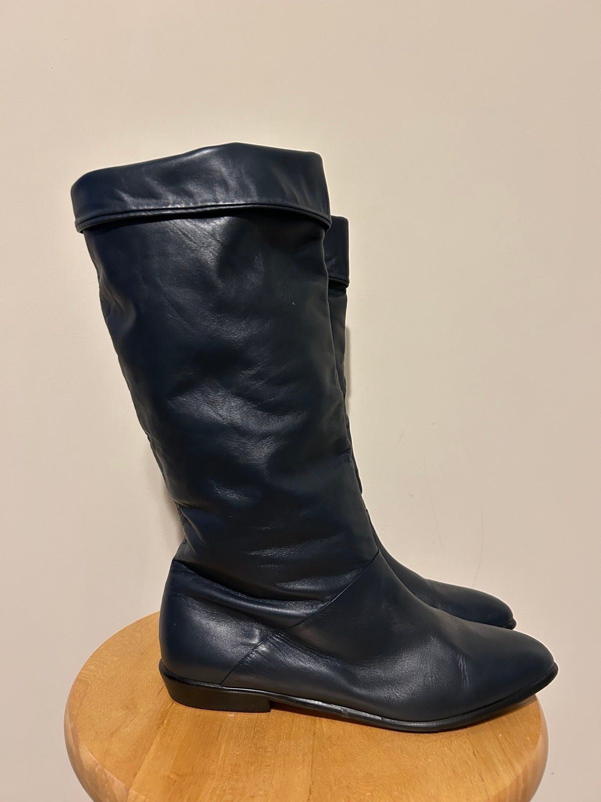 Sumi Vintage Women's Leather boots Made in Brazil size 8.5M