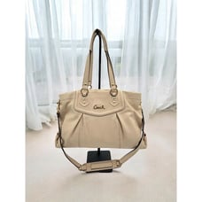 Coach Ashley Bag Cream and Tan Leather Carryall Shoulder F19243
