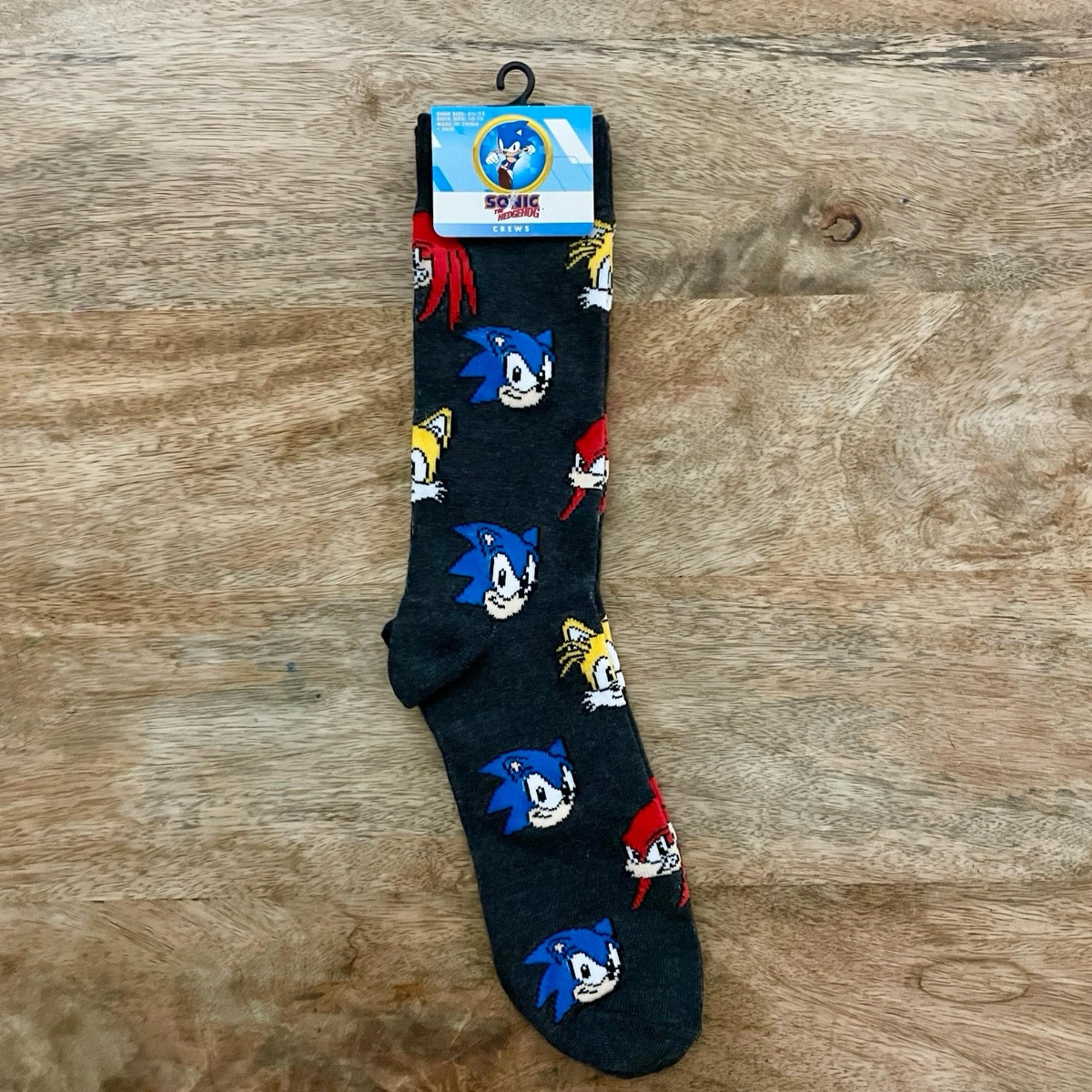 NEW Adult Sonic the Hedgehog Novelty Socks