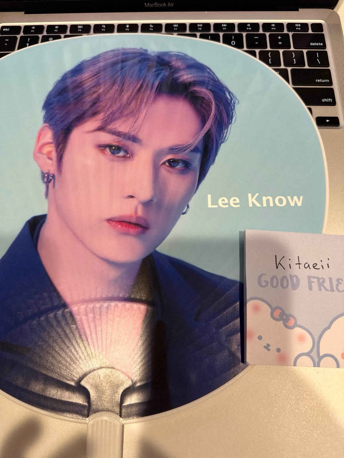lee know maniac in japan tour picket