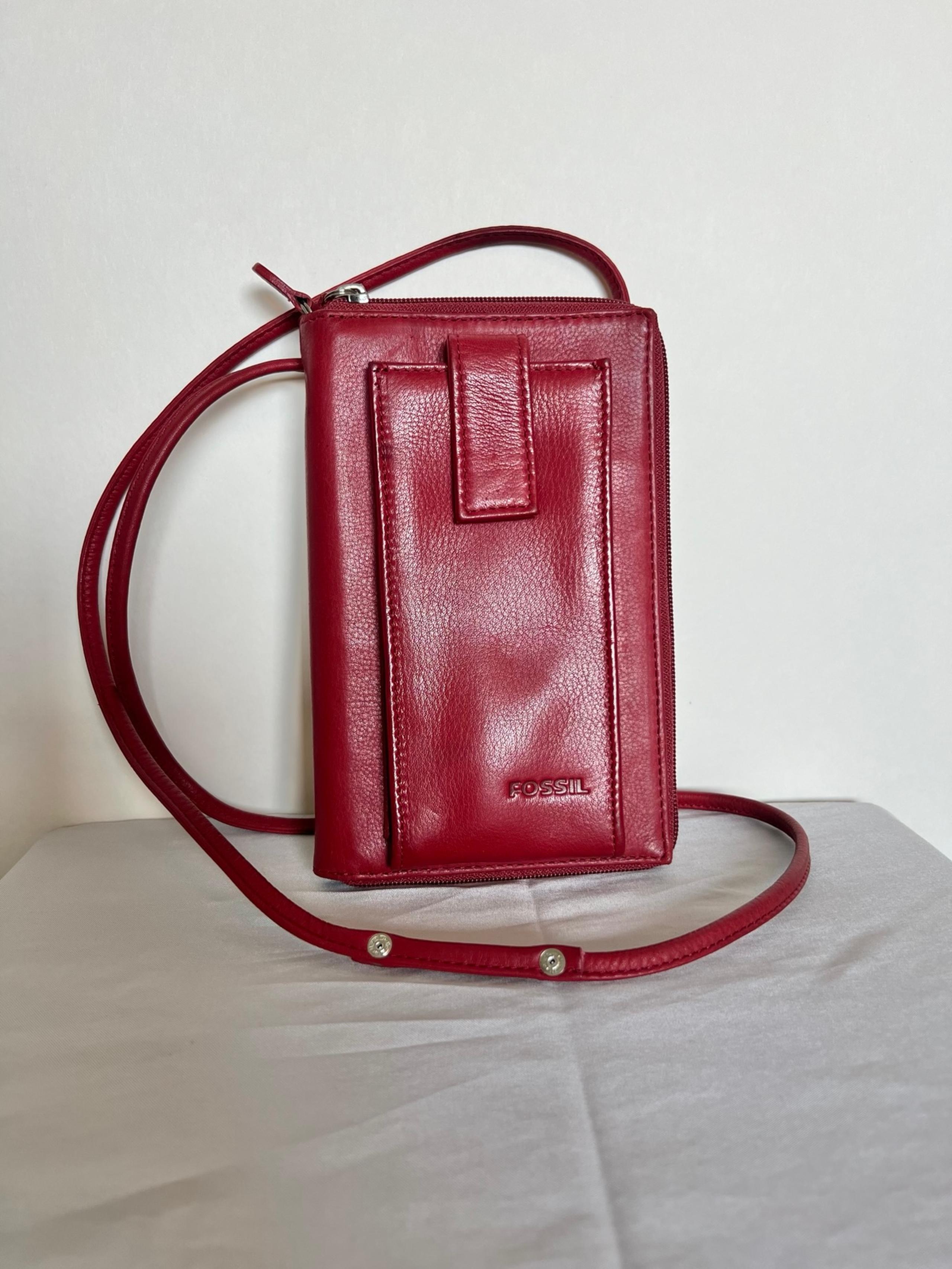 Fossil Crossbody Convertible Wallet