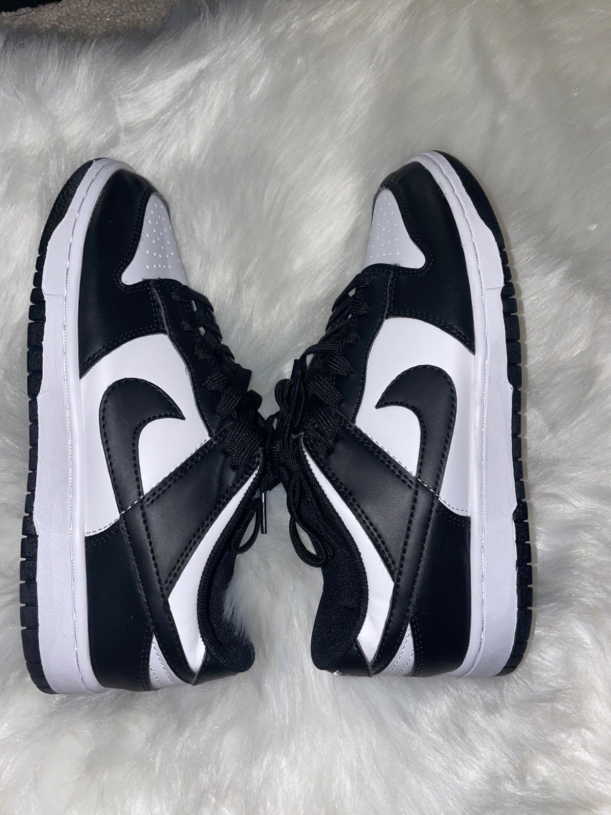 Nike dunks panda