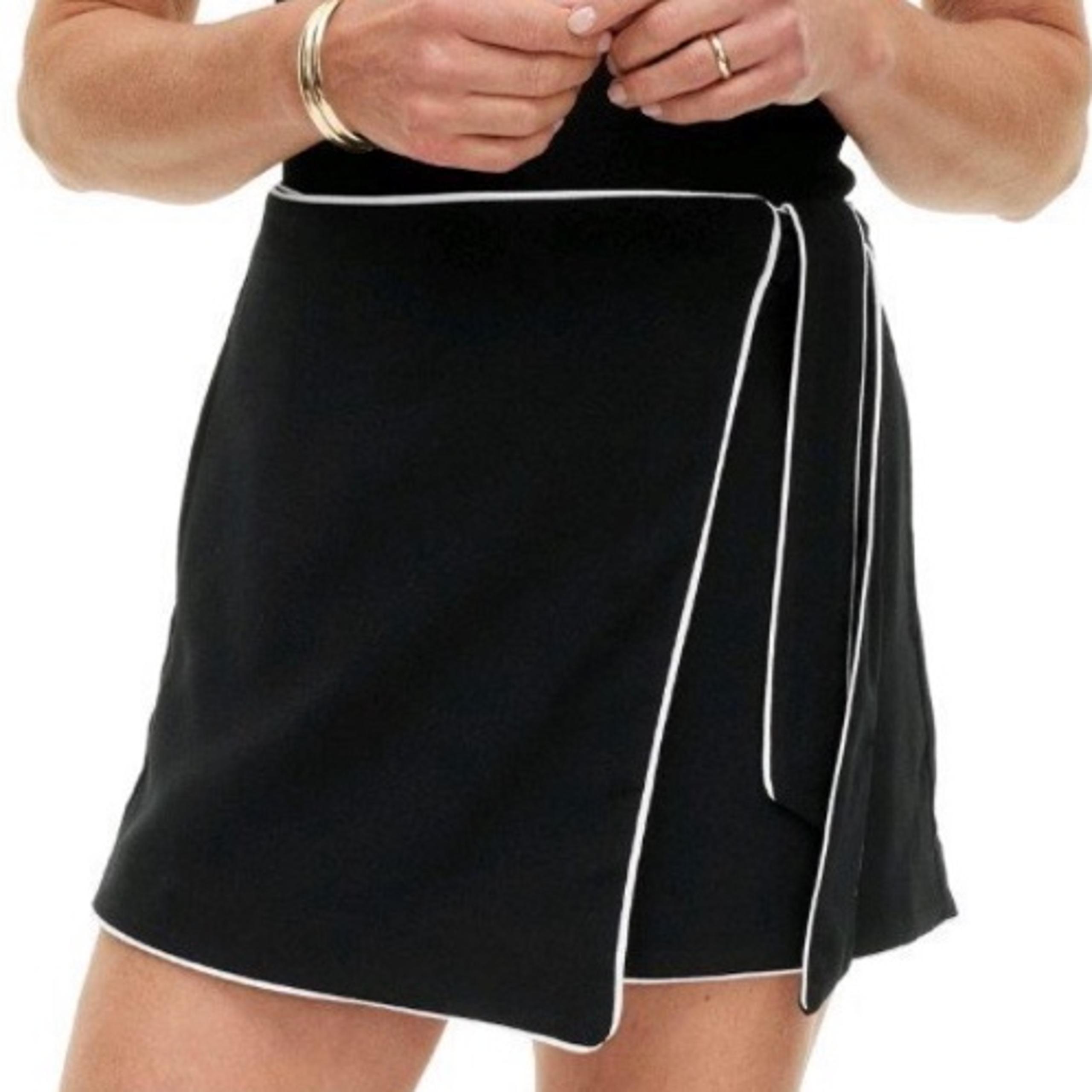 Diane von Furstenberg DVF x Target Black Skort - XS