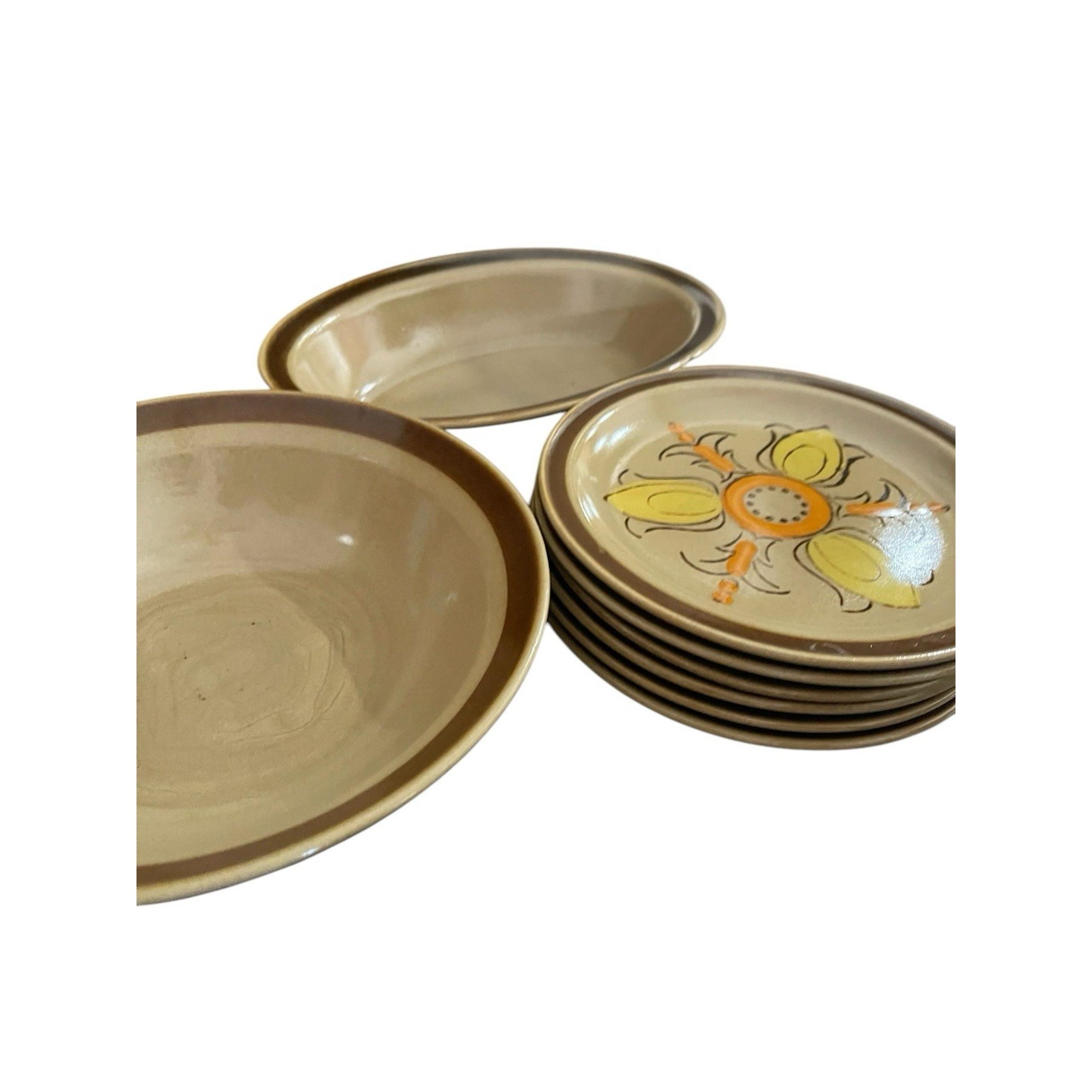 Vtg Hearthside Fleur De Lis Stoneware Set 8 Oven Safe Two Bowls Dessert Plates