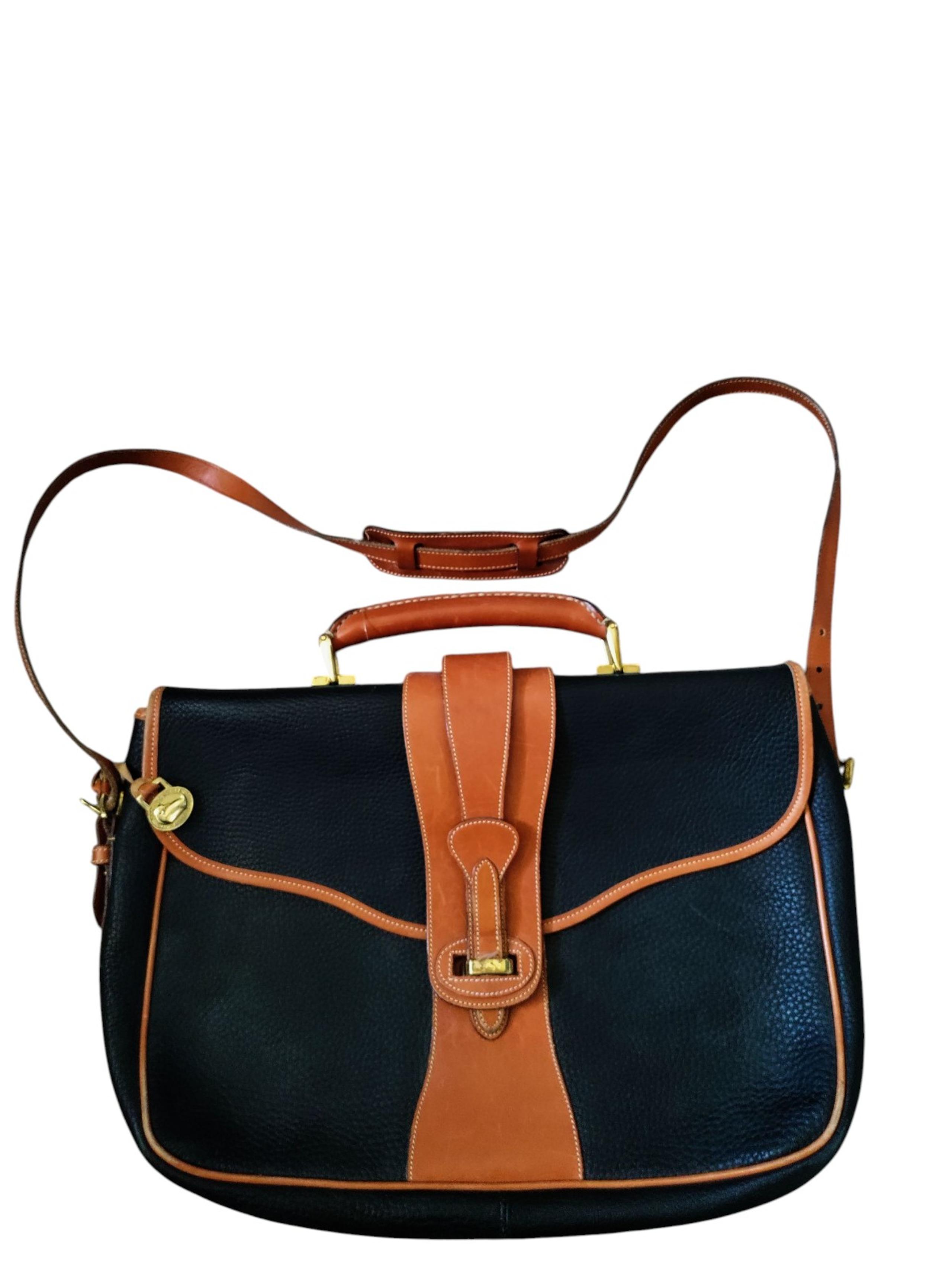 Vintage Dooney & Bourke pebbled leather messenger bag