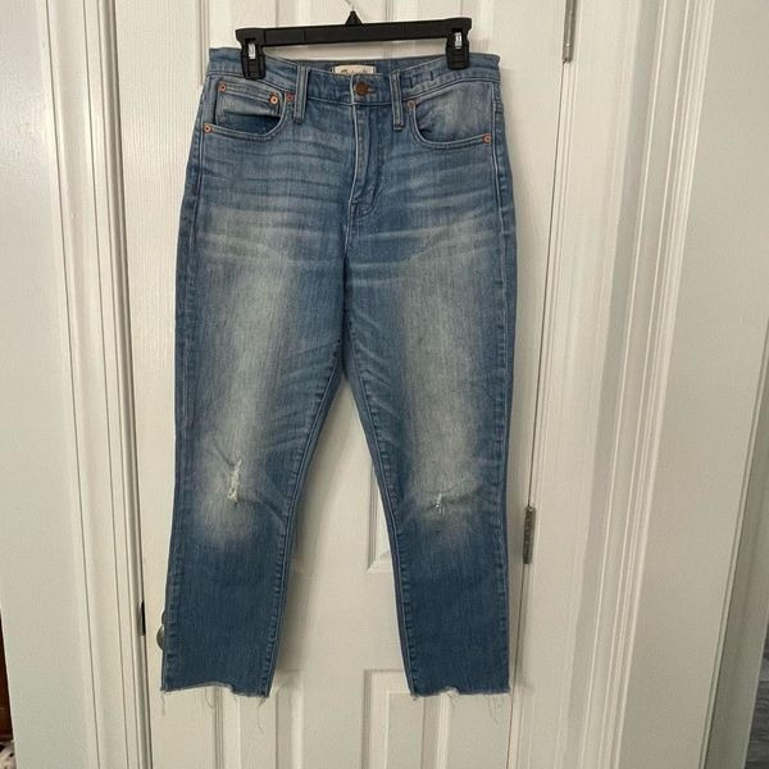 Madewell High-Rise Slim Crop Boyjean Jeans Size 26 Distressed Hem Light Wash