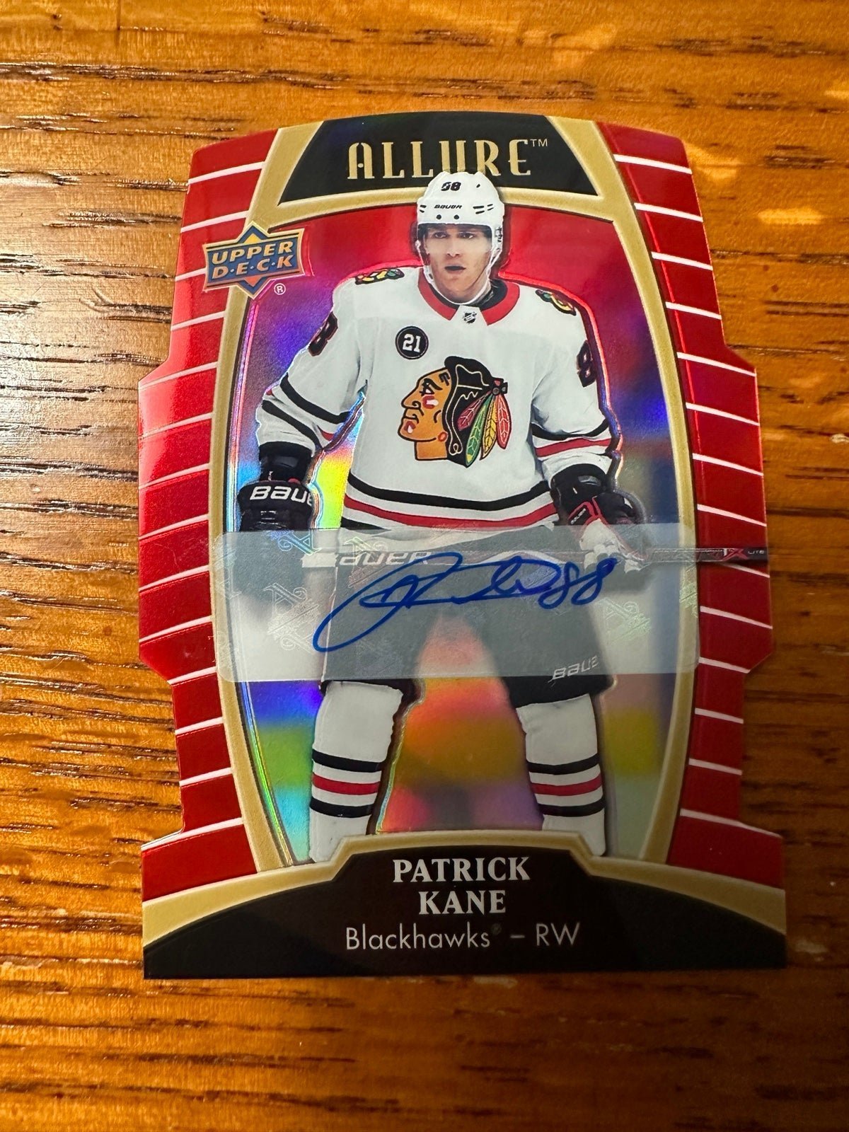 Patrick Kane AUTOGRAPH CARD (Allure Upper deck red line auto)