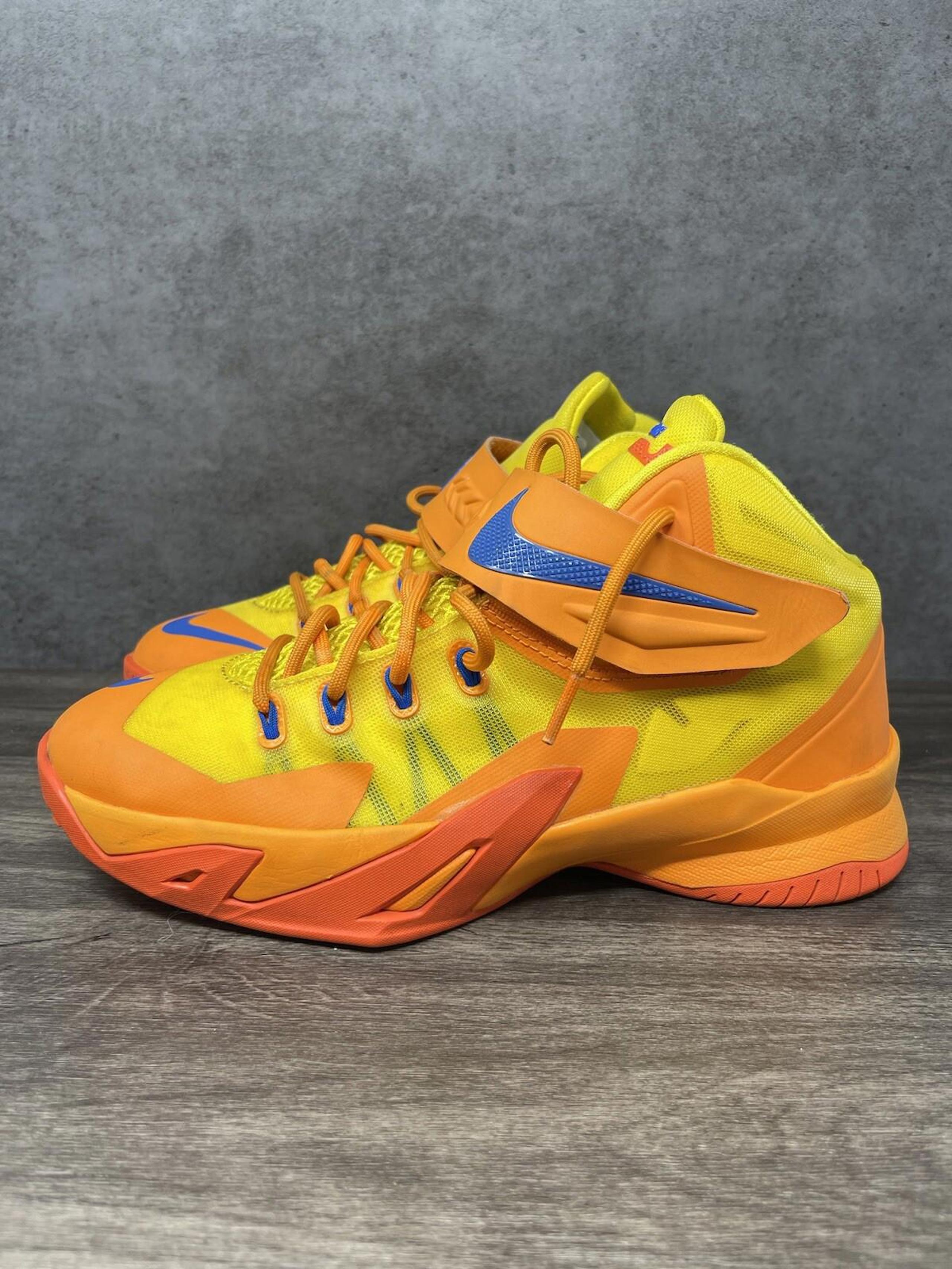 Nike Lebron Zoom Soldier 7 Tour Yellow Size 7Y GS / 8.5 Wmns Orange 653645-700