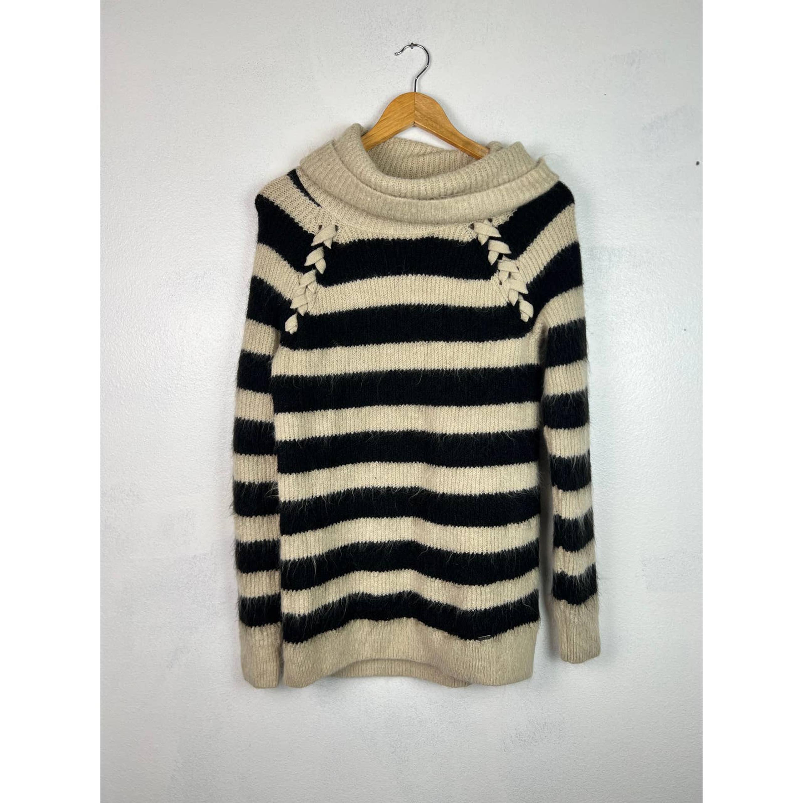 Super Soft Striped Cowl Neck Hollister Sweater size S