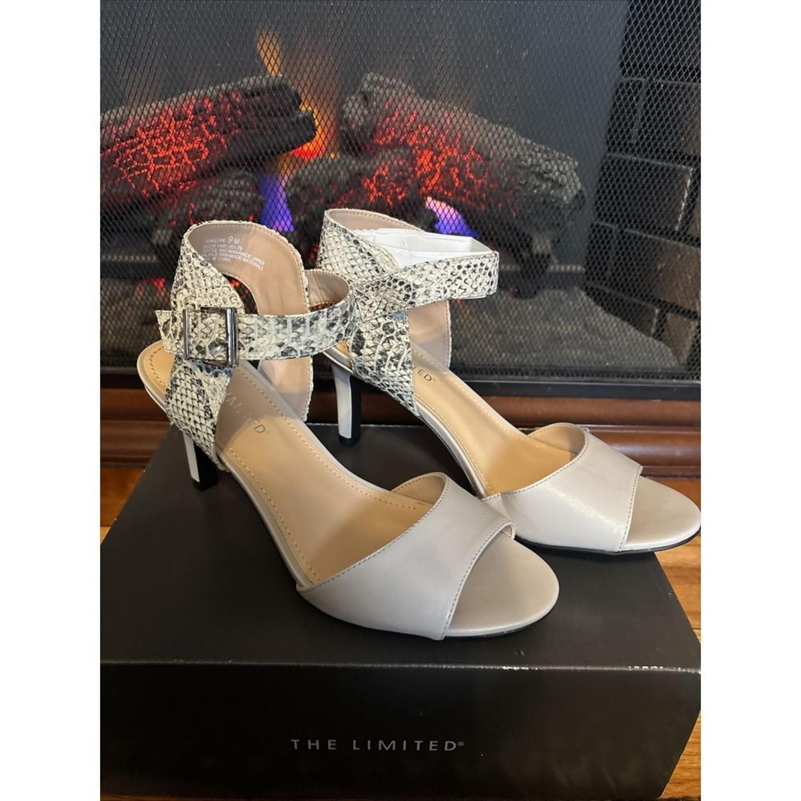 The Limited Snake Print High Heel Pumps Size 9M New