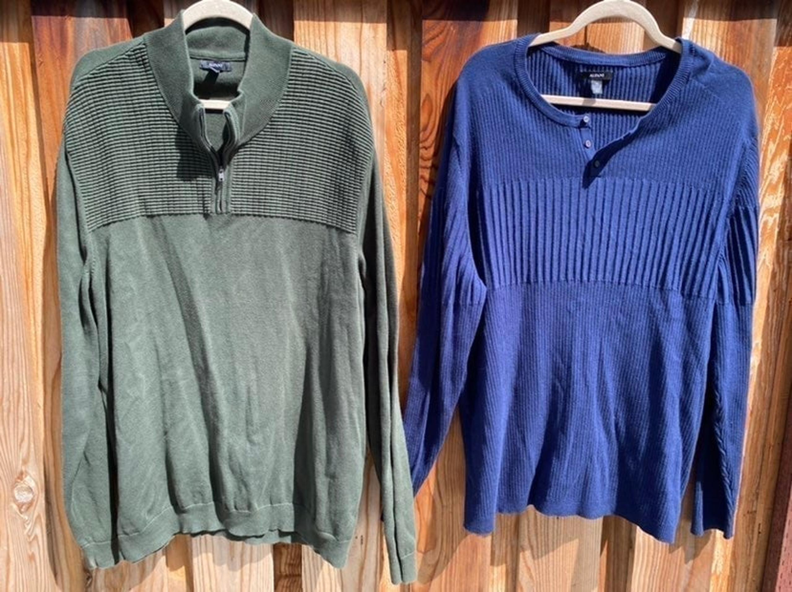 2 Men's Alfani sweaters XXL