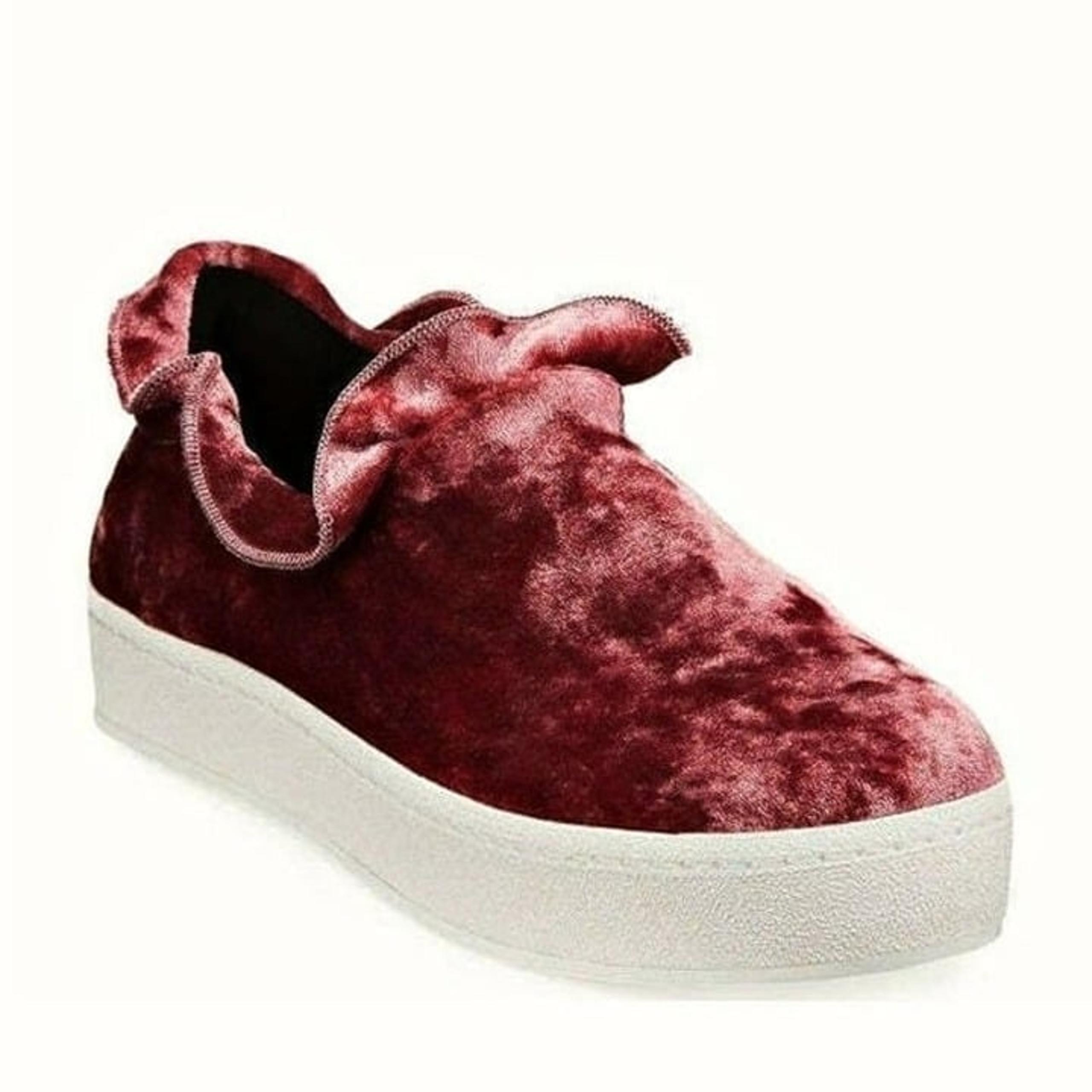 Opening Ceremony Women's Didi Velvet Ruffle Slip-On Sneaker Size 36 (MSRP $225)