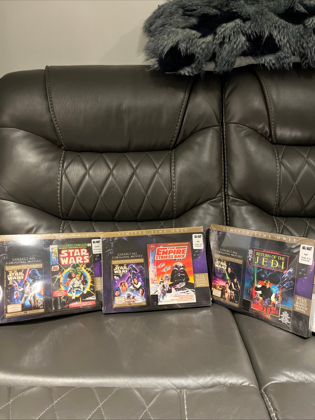 Star Wars Trilogy DVD Theatrical Versions Walmart Exclusive Comic Books New!!