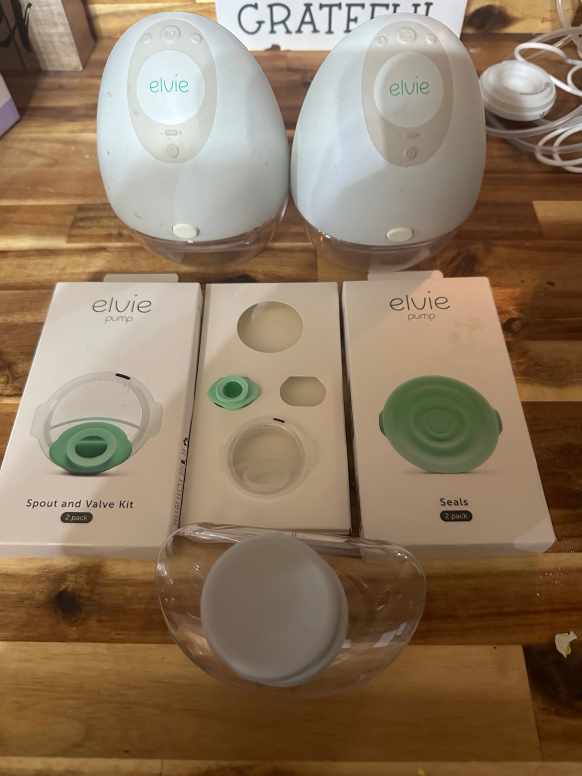 Elvie double breast pump